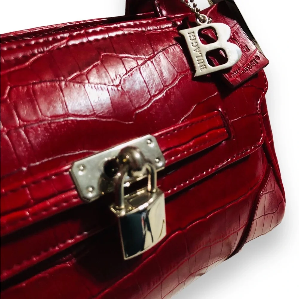 BULAGGI The Bag Leather Red Crocodile Embossed Shoulder Bag w/Lock & Key 💥Sold💥 - Picture 2 of 15